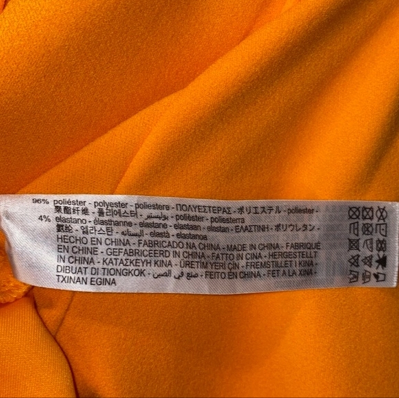 Zara Longsleeve Plunge Neckline Crop Top in Orange - Picture 5 of 5